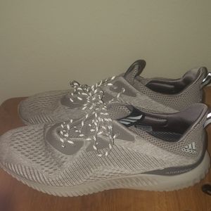 Adidas alpha bounce shoes
